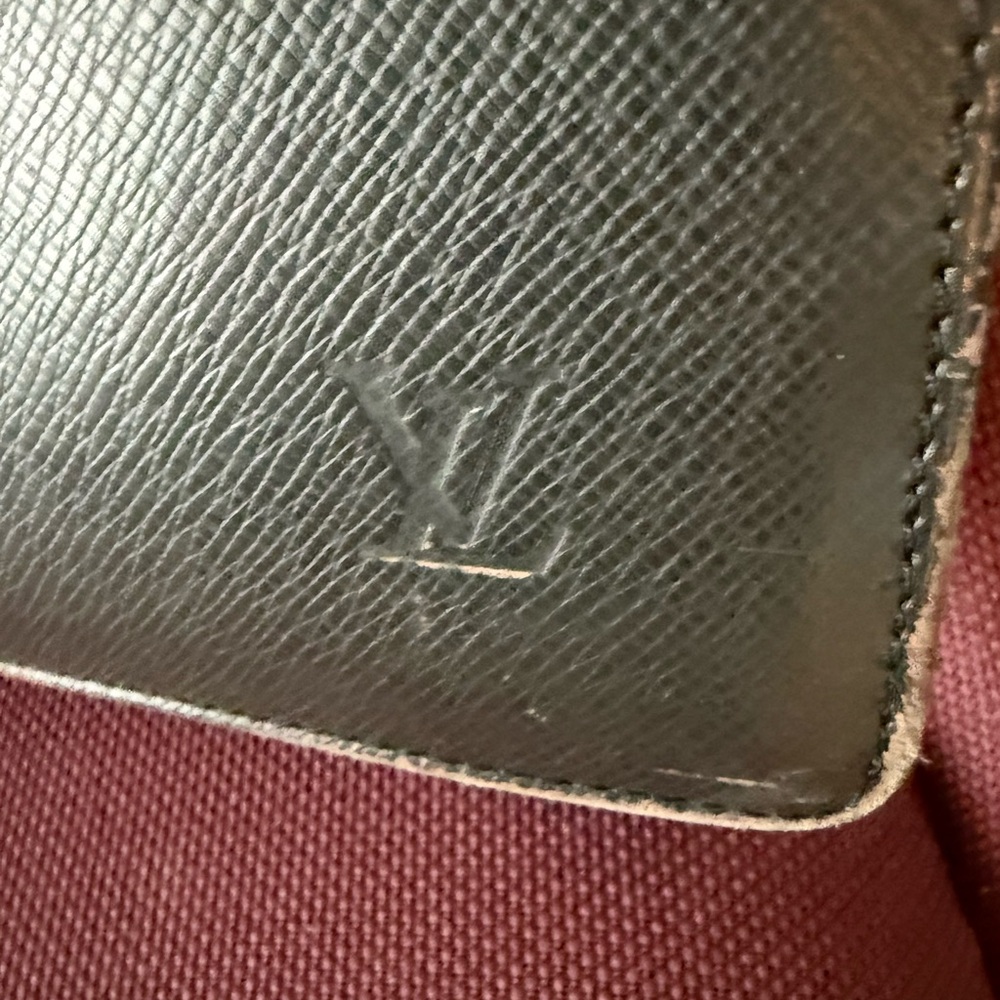 Louis Vuitton Black Saffiano Leather Briefcase with Silver Hardware - Picture 7 of 15
